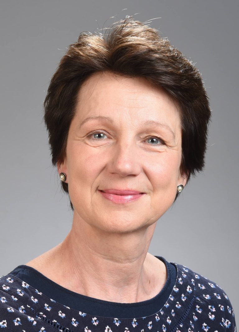 Christine Stolz