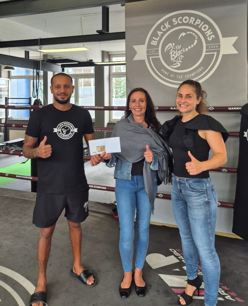 Black Scorpions Spende – getreu ihrer Maxime