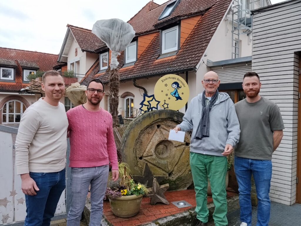 Spendenübergabe an das Kinderhospiz Sterntaler