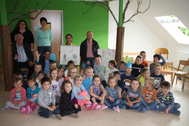 Kita St. Josef spendet an das Kinderhospiz Sterntaler und die Paula-Wittenberg-Stiftung