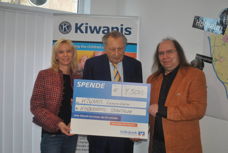 Kiwanis Club Lampertheim überreicht Spende an das Kinderhospiz Sterntaler